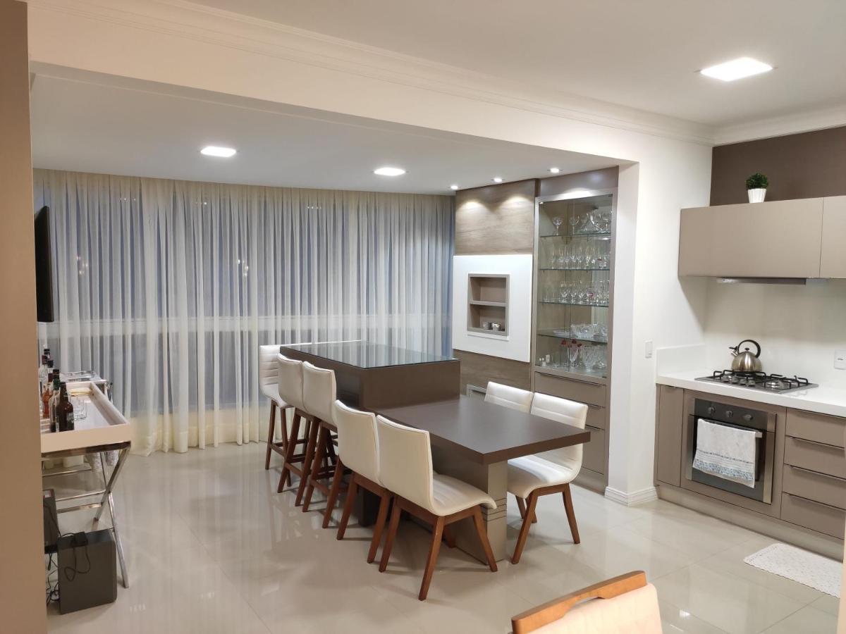 Apartamento Luxo Meia Praia 이타페마 외부 사진